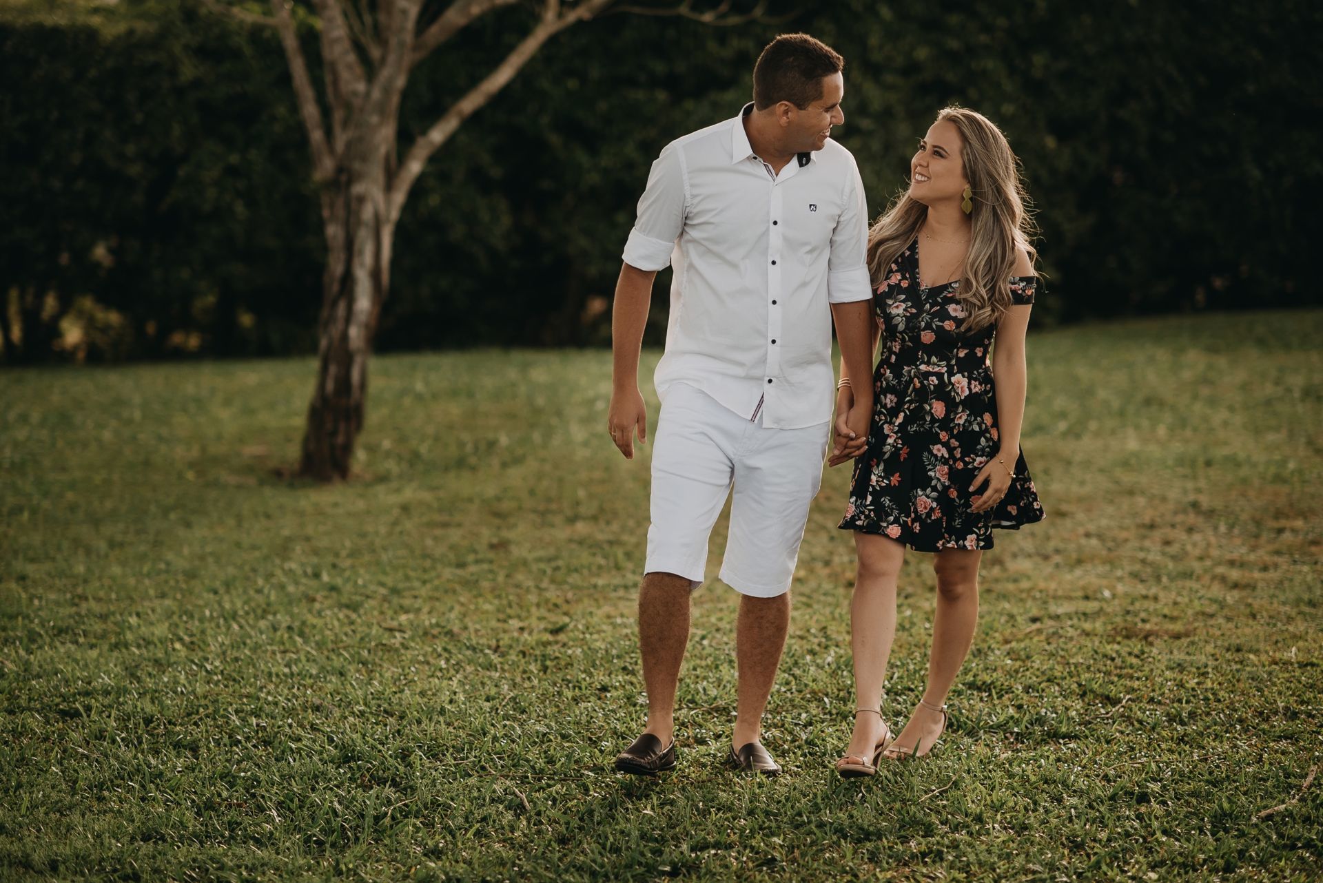 004 ensaio romantico casal campo por do sol