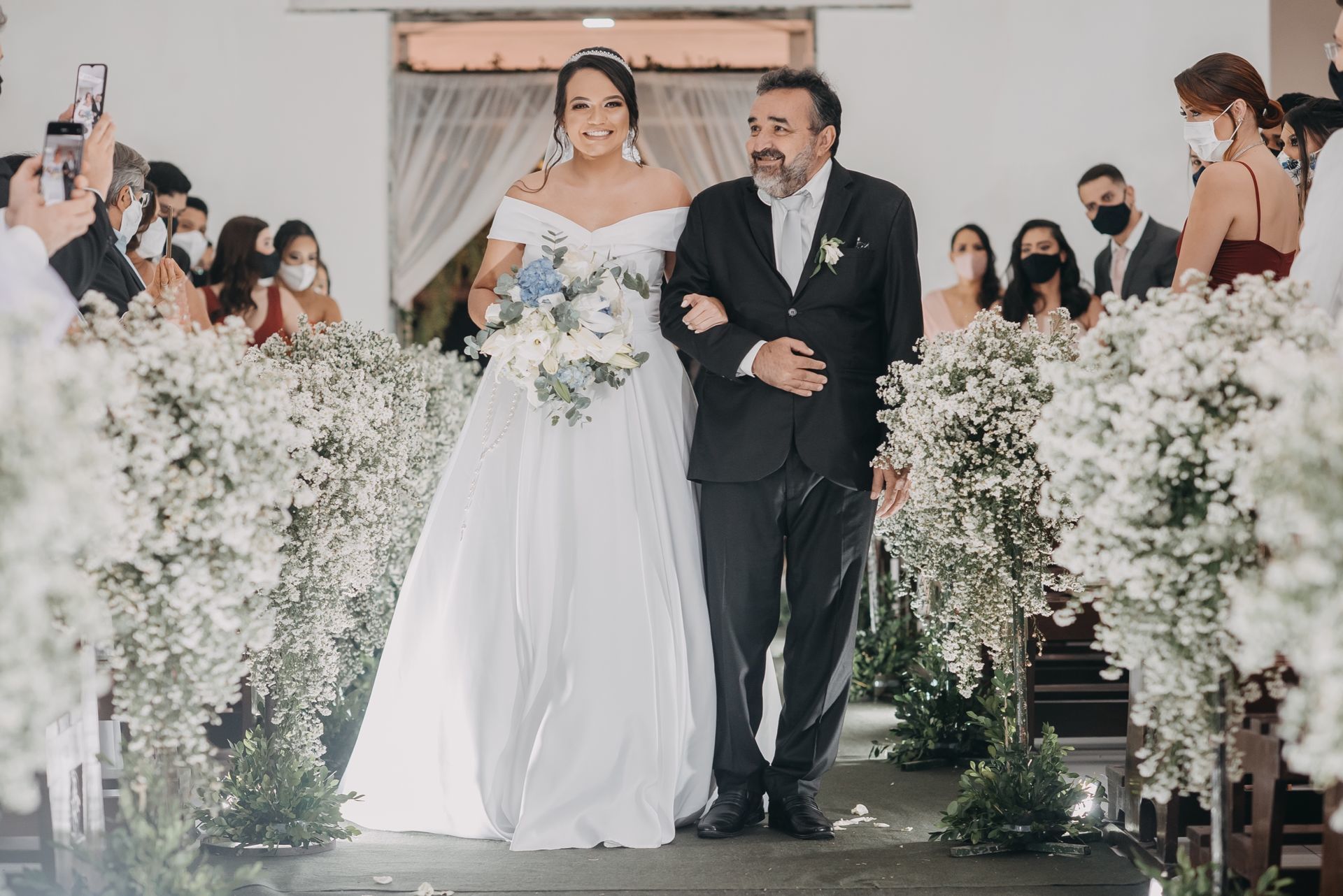 Foto Fabryna e Lucio - Casamento - Imagem 9