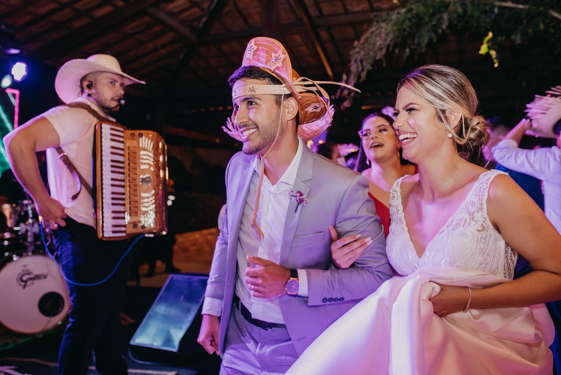 Foto Alline e Ralf - Casamento - Imagem 45
