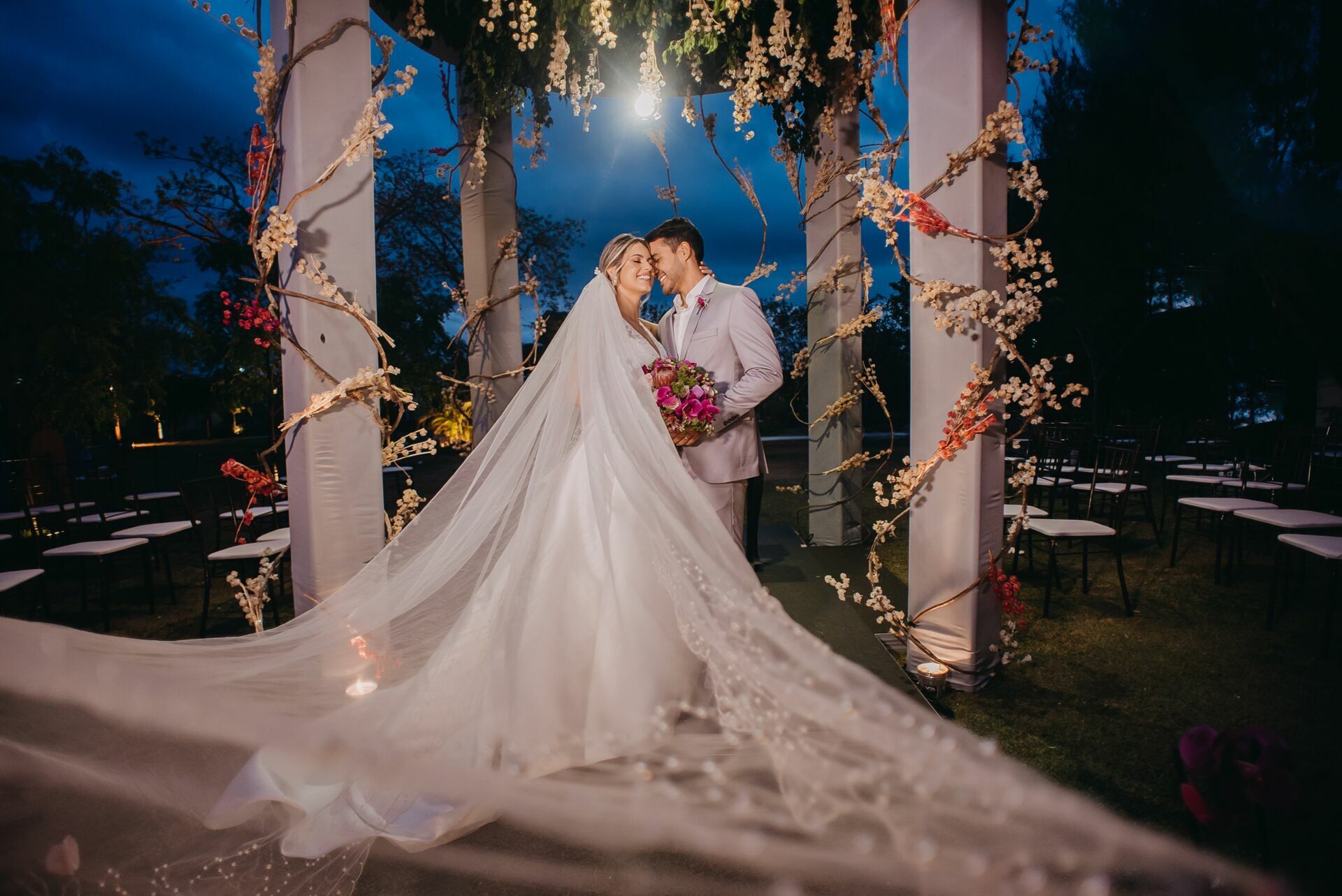 Foto Alline e Ralf - Casamento - Imagem 31