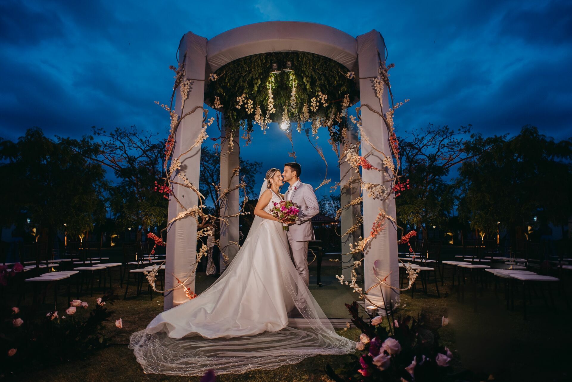 Foto Alline e Ralf - Casamento - Imagem 30